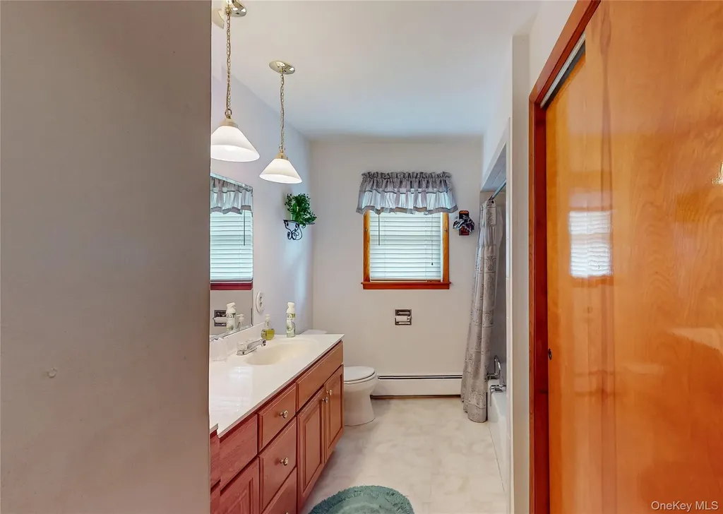 31 Rose Street Florida NY 10921