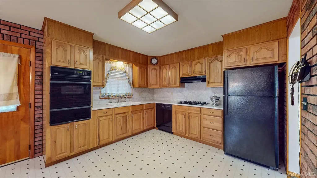 31 Rose Street Florida NY 10921