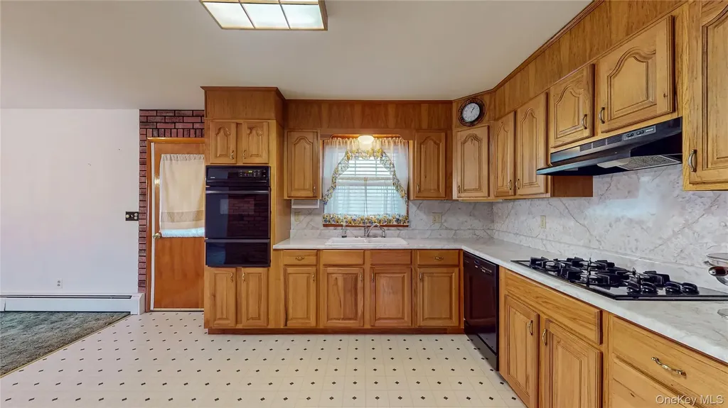 31 Rose Street Florida NY 10921