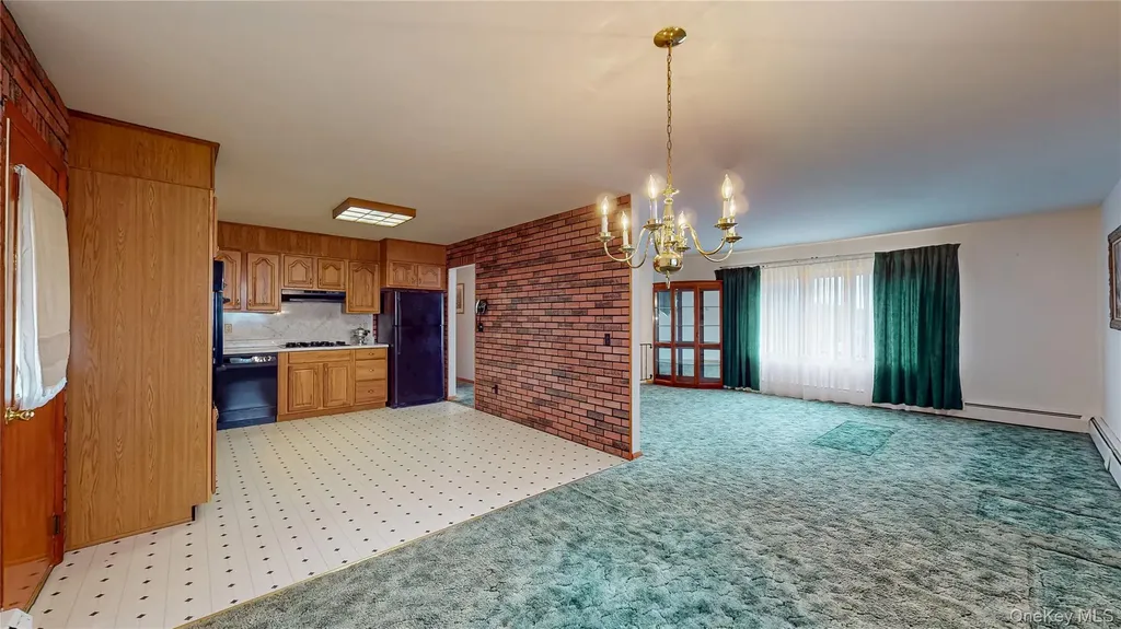 31 Rose Street Florida NY 10921