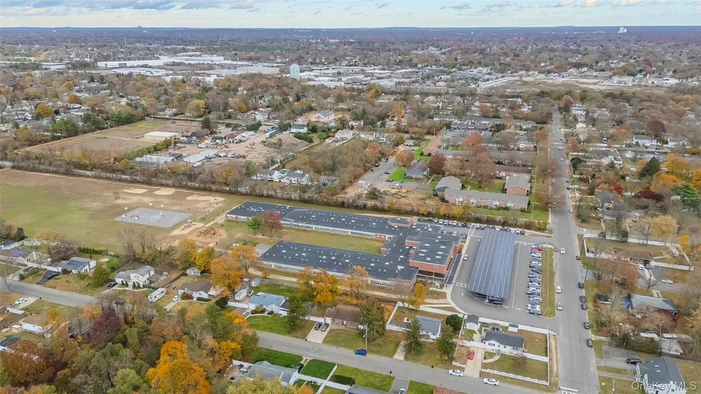 1563 Baldwin Boulevard Bay Shore NY 11706