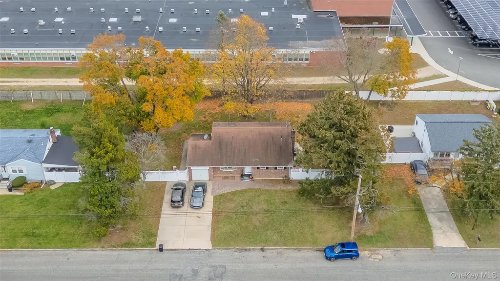 1563 Baldwin Boulevard Bay Shore NY 11706