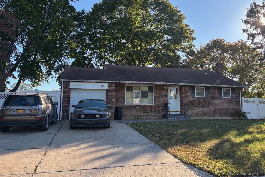 1563 Baldwin Boulevard Bay Shore NY 11706