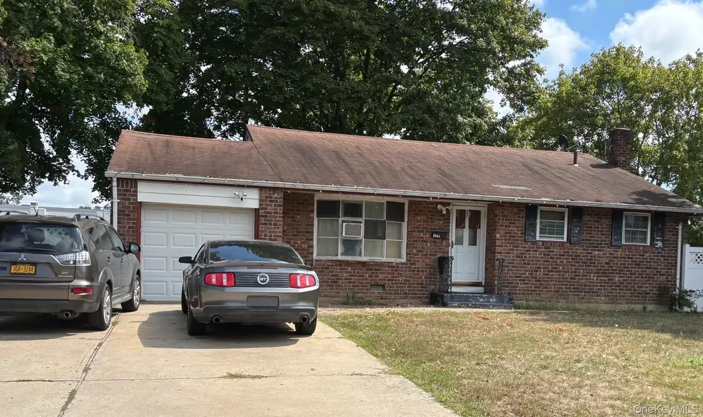 1563 Baldwin Boulevard Bay Shore NY 11706