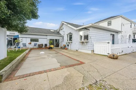 1 Bellmore Avenue Point Lookout NY 11569