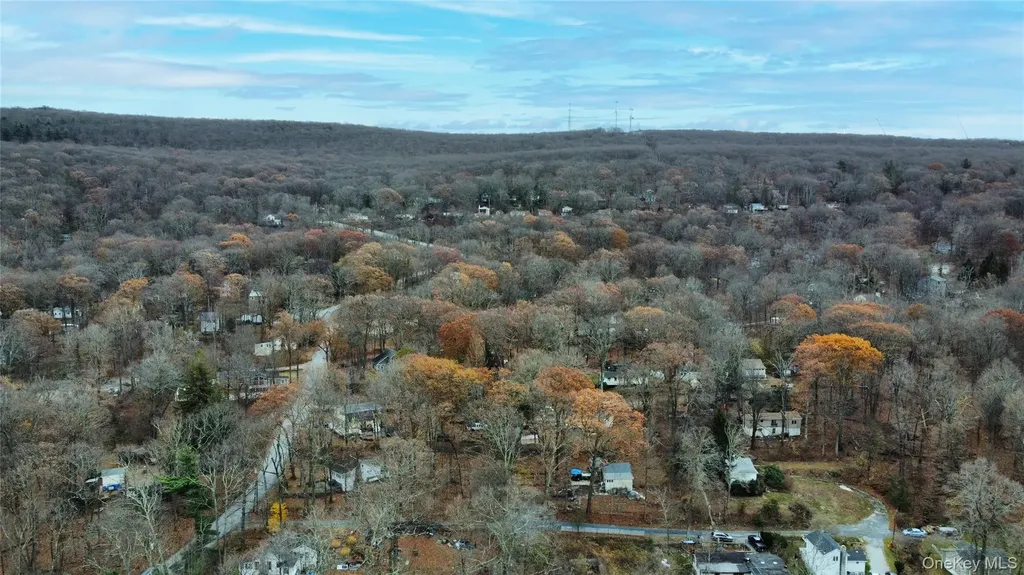 38 Sylvan Trail Monroe NY 10950