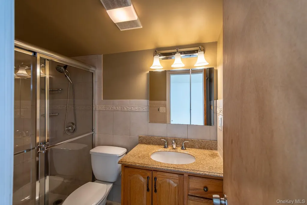 83 Edgepark Road White Plains NY 10603