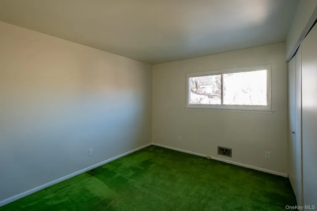 83 Edgepark Road White Plains NY 10603