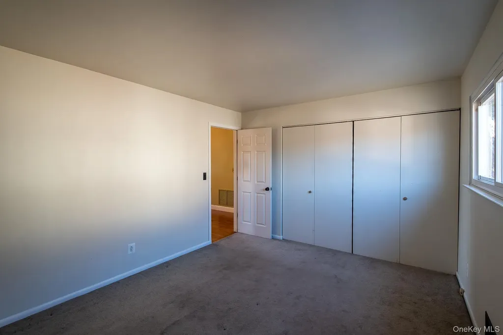 83 Edgepark Road White Plains NY 10603