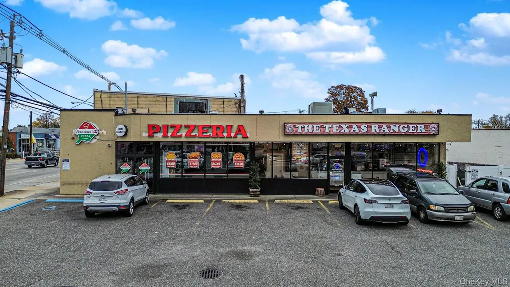 365 Atlantic Avenue Freeport NY 11520