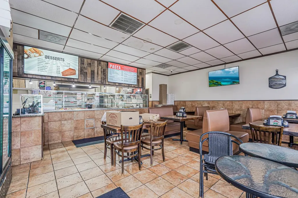 365 Atlantic Avenue Freeport NY 11520