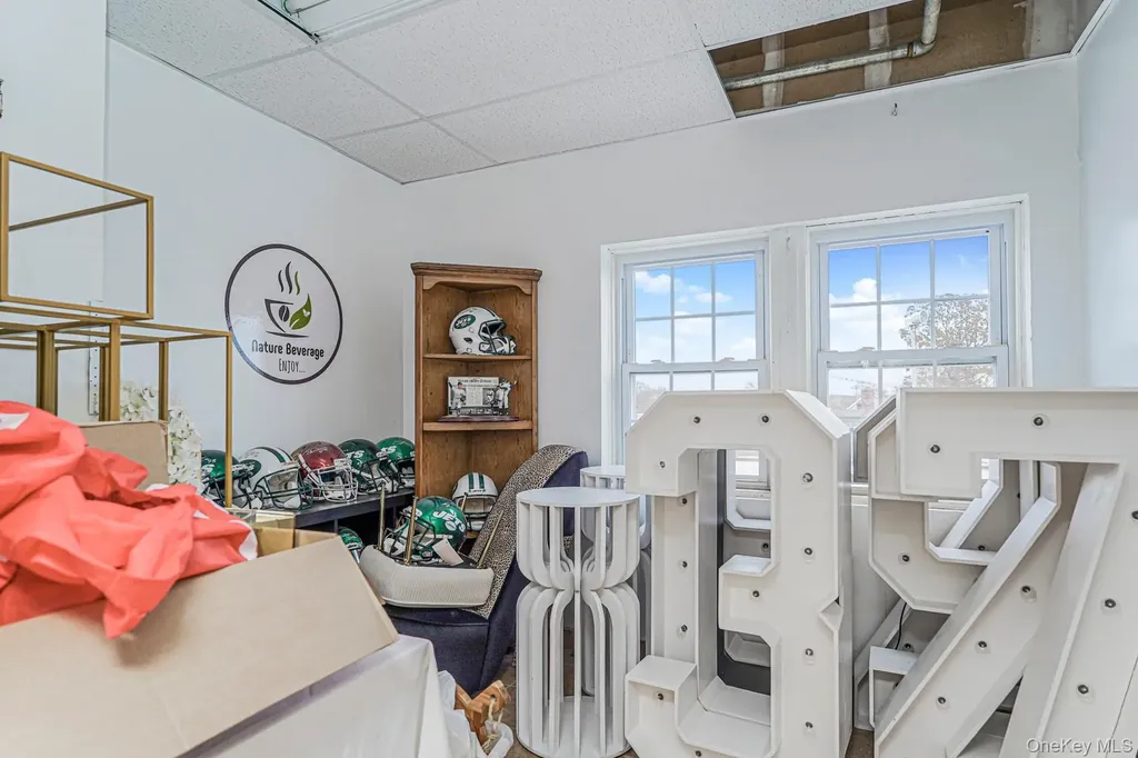 365 Atlantic Avenue Freeport NY 11520