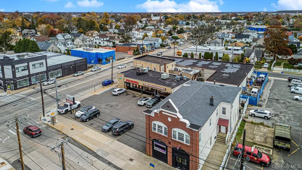 365 Atlantic Avenue Freeport NY 11520