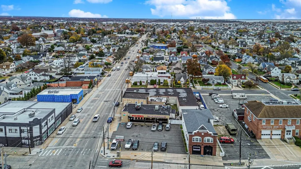 365 Atlantic Avenue Freeport NY 11520