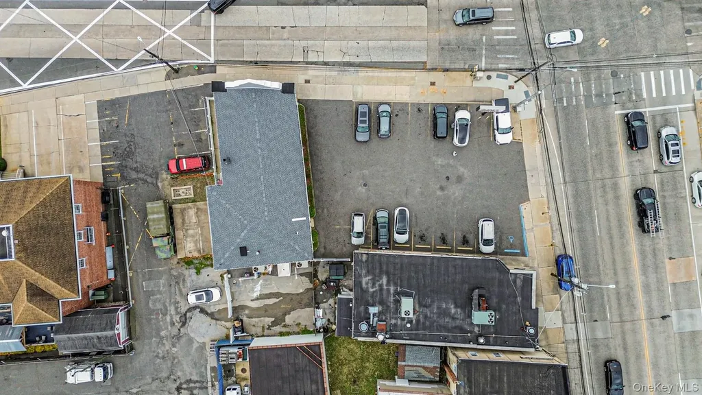 365 Atlantic Avenue Freeport NY 11520