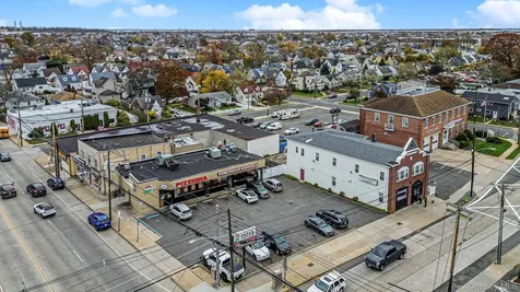 365 Atlantic Avenue Freeport NY 11520
