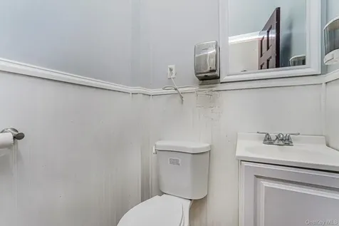 365 Atlantic Avenue Freeport NY 11520