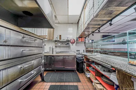 365 Atlantic Avenue Freeport NY 11520