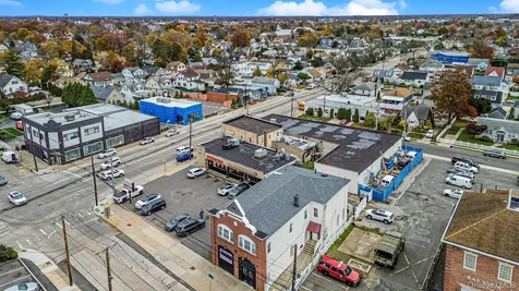 365 Atlantic Avenue Freeport NY 11520