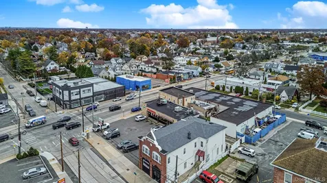 365 Atlantic Avenue Freeport NY 11520