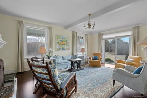 11 Shinnecock Road Quogue NY 11959