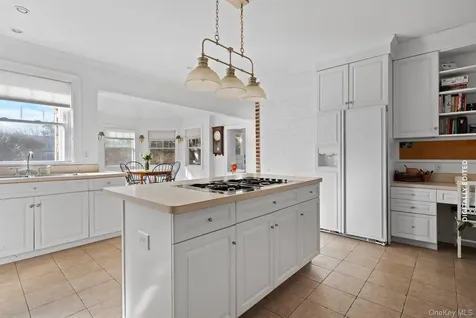 11 Shinnecock Road Quogue NY 11959