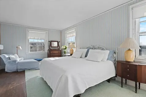 11 Shinnecock Road Quogue NY 11959