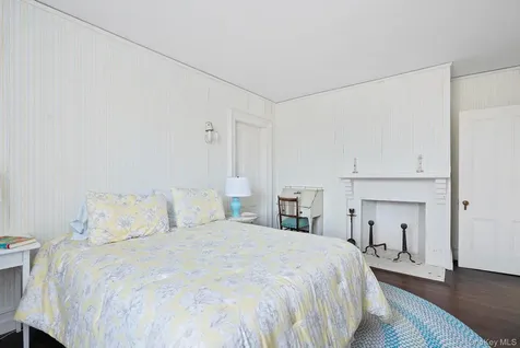 11 Shinnecock Road Quogue NY 11959