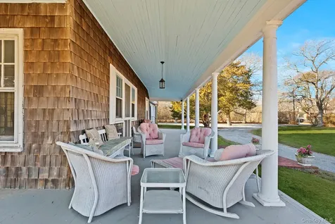 11 Shinnecock Road Quogue NY 11959