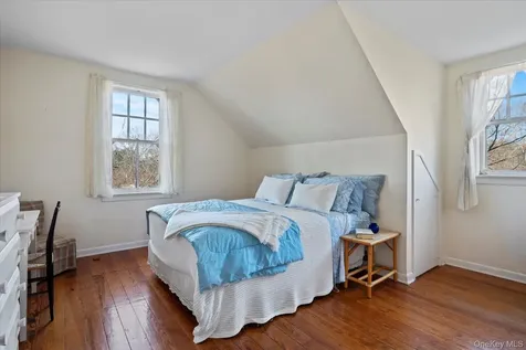 11 Shinnecock Road Quogue NY 11959