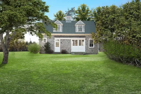 11 Shinnecock Road Quogue NY 11959