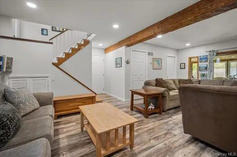 10 Richard Road Mahopac NY 10541