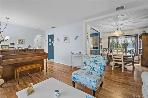10 Richard Road Mahopac NY 10541