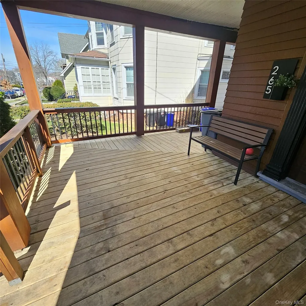 265 Summit Avenue Fleetwood NY 10552