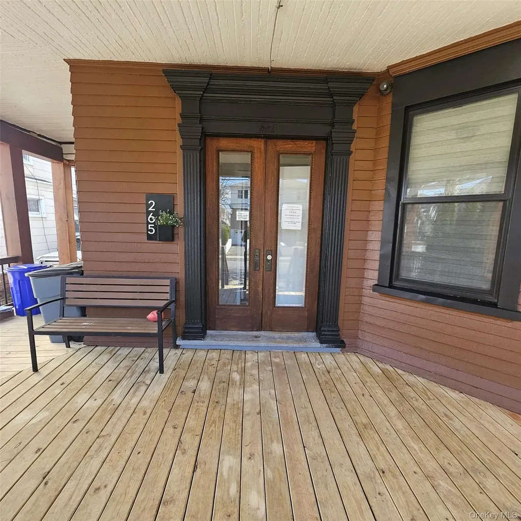 265 Summit Avenue Fleetwood NY 10552