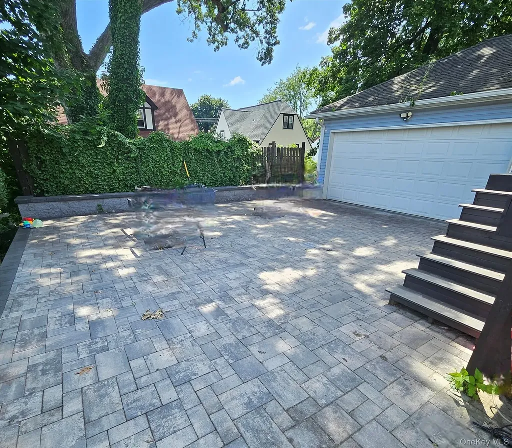 265 Summit Avenue Fleetwood NY 10552