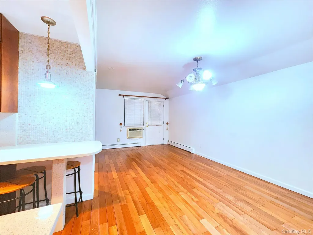 14018 33rd Avenue Flushing NY 11354