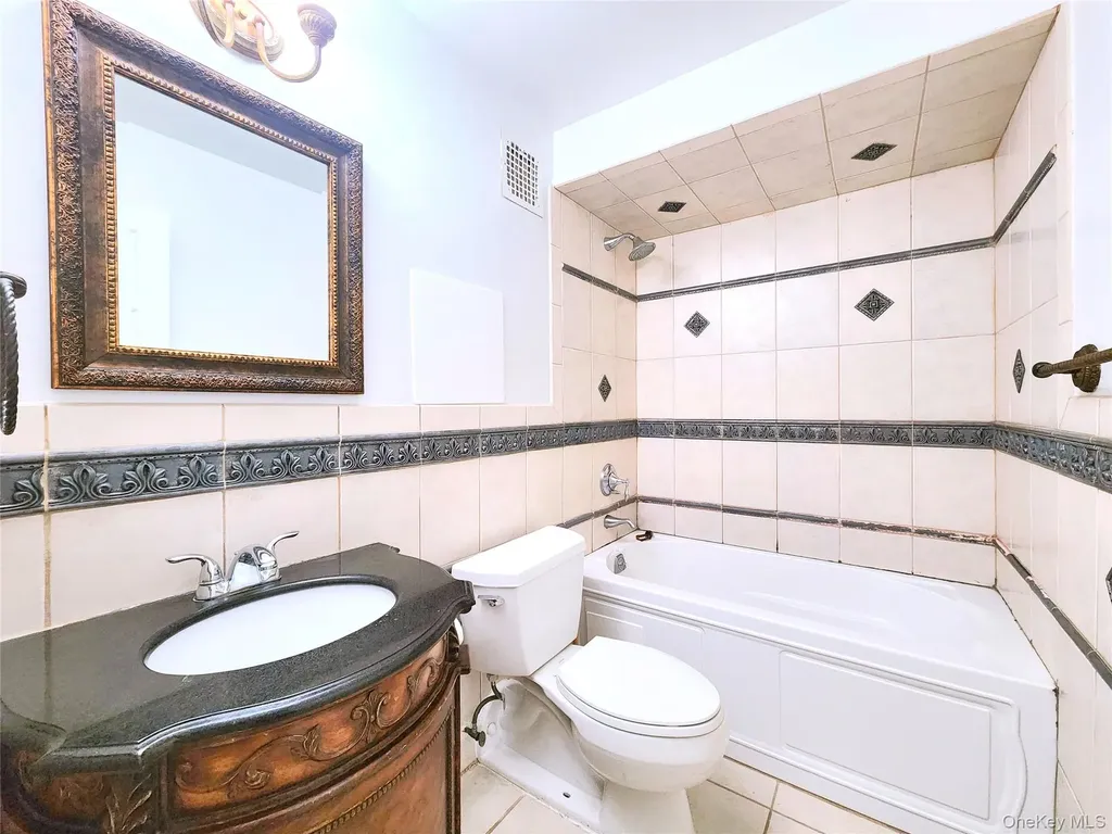 14018 33rd Avenue Flushing NY 11354