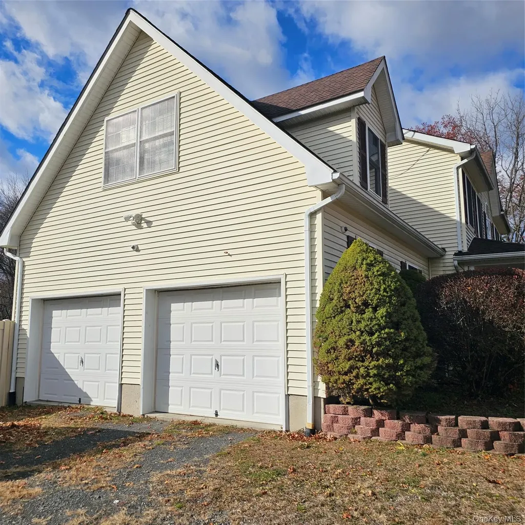235 Maples Road Middletown NY 10940