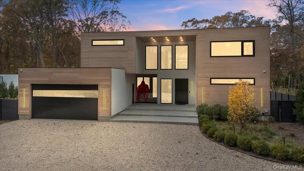 21 Westwood Road Wainscott NY 11975