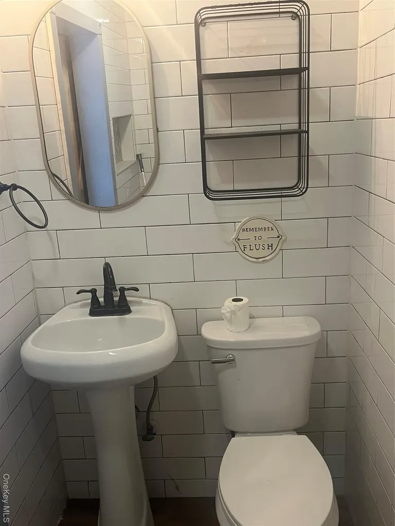 637 Veterans Highway Smithtown NY 11787