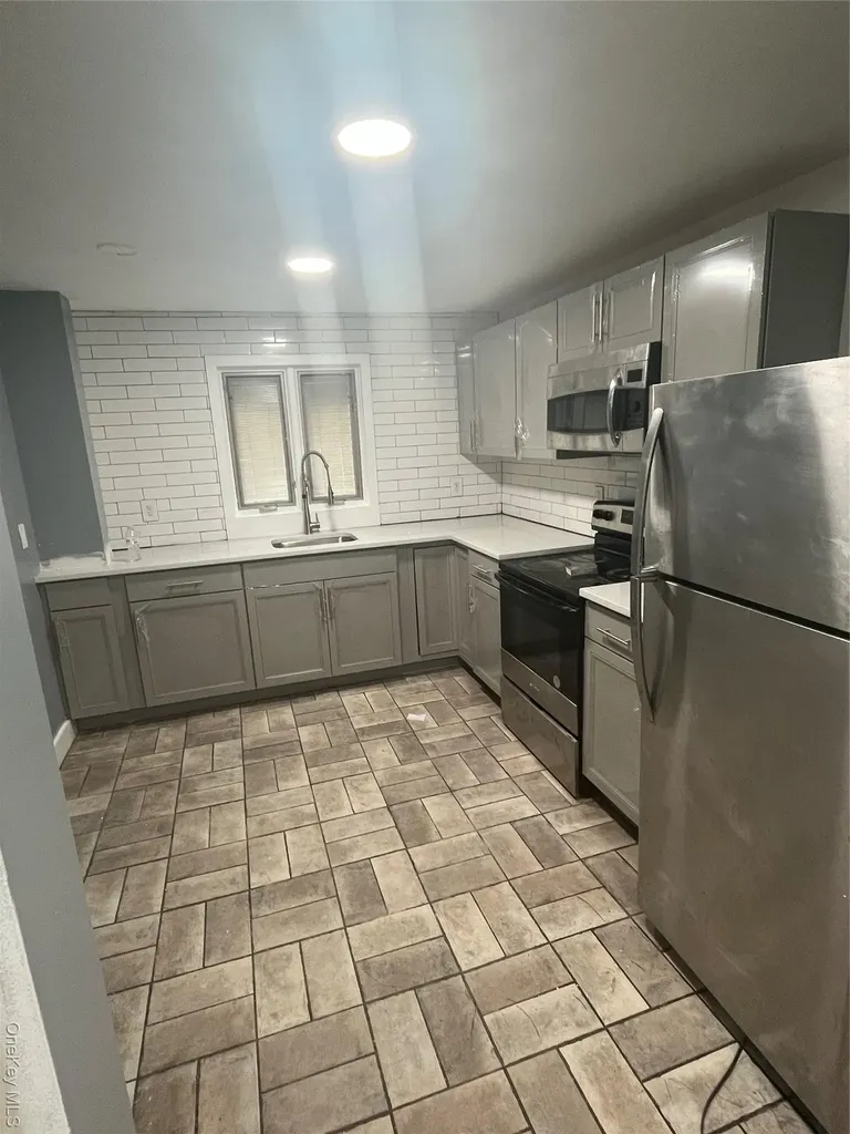 637 Veterans Highway Smithtown NY 11787