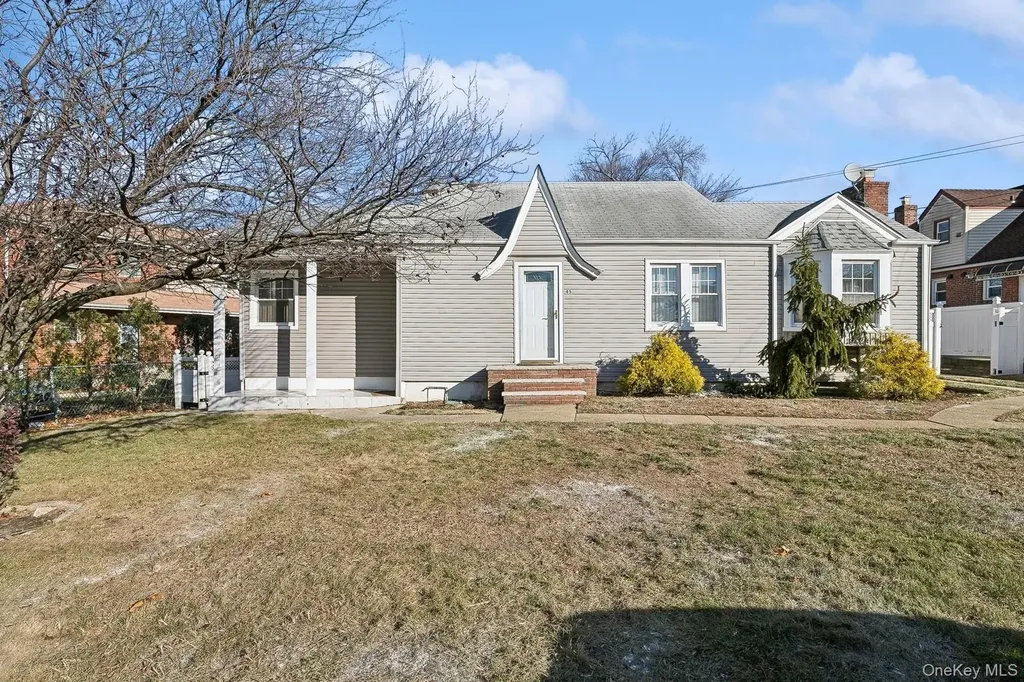 45 Ella Street Valley Stream NY 11580