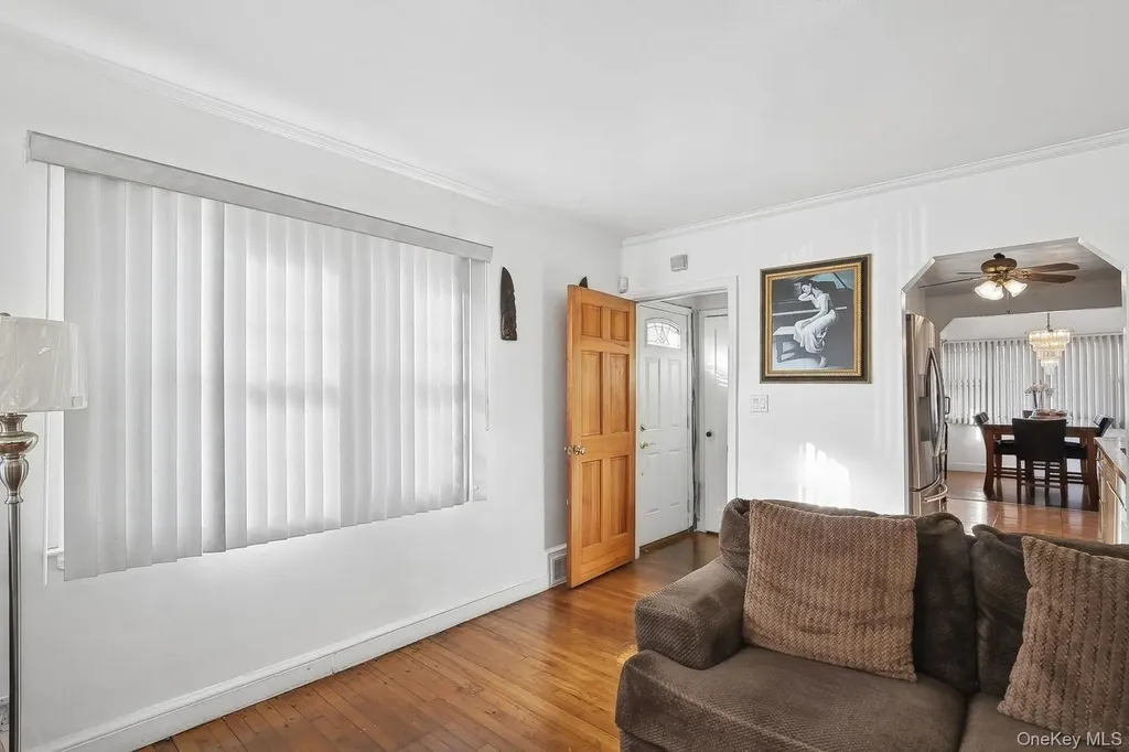45 Ella Street Valley Stream NY 11580