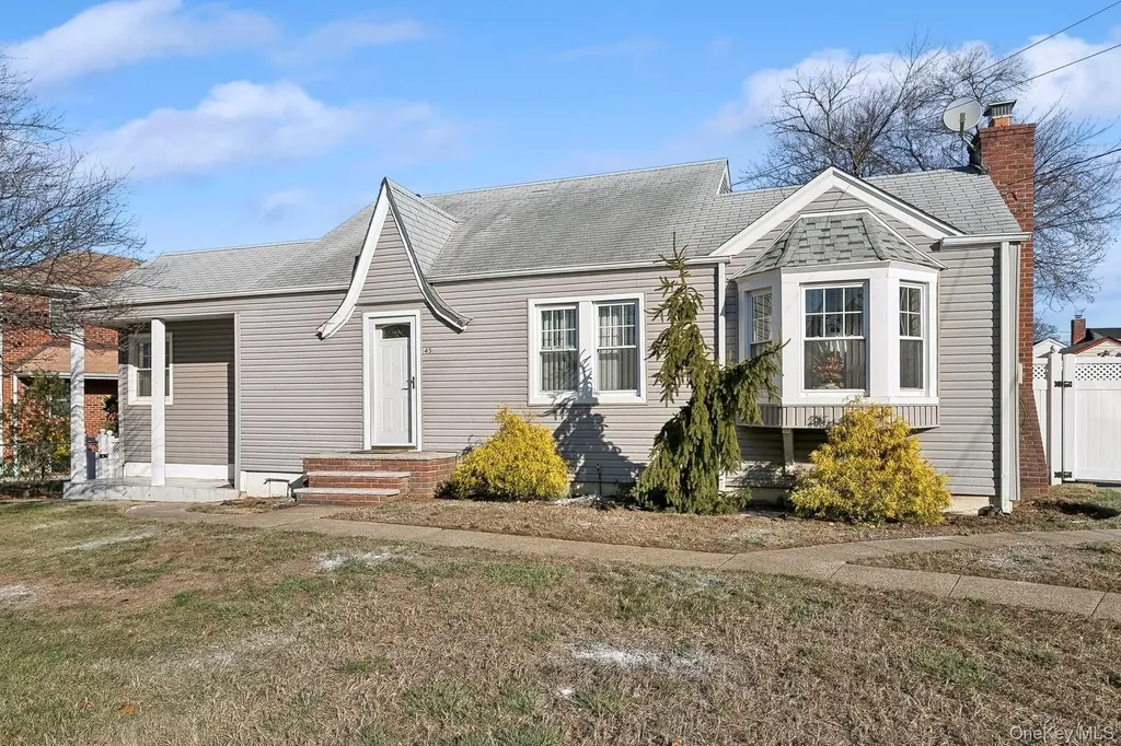 45 Ella Street Valley Stream NY 11580
