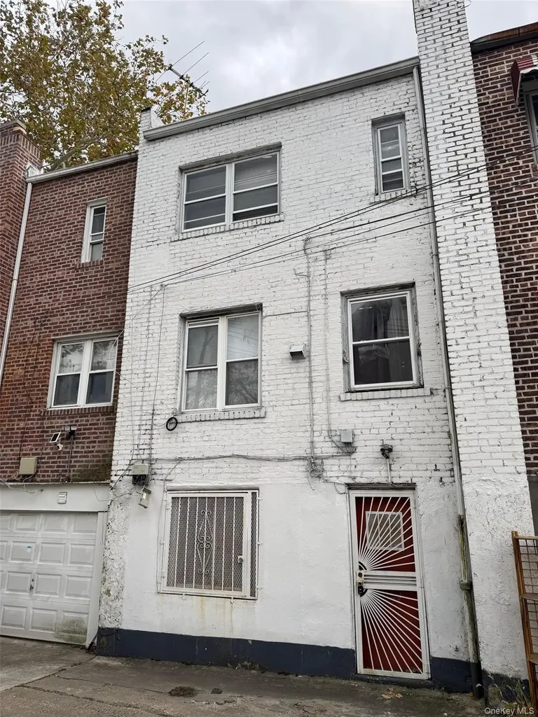 1183 Grenada Place Bronx NY 10466