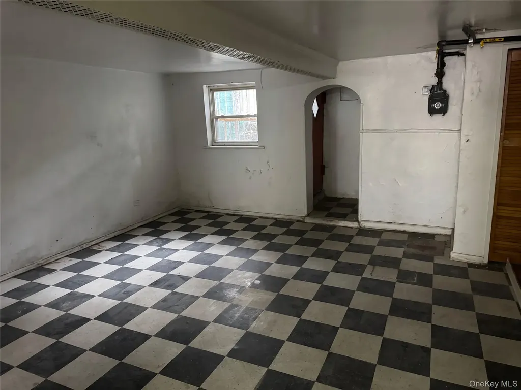 1183 Grenada Place Bronx NY 10466