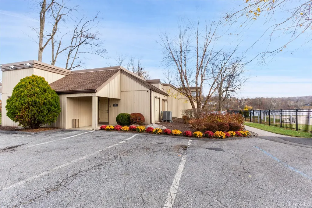 422 Panorama Drive Mohegan Lake NY 10547