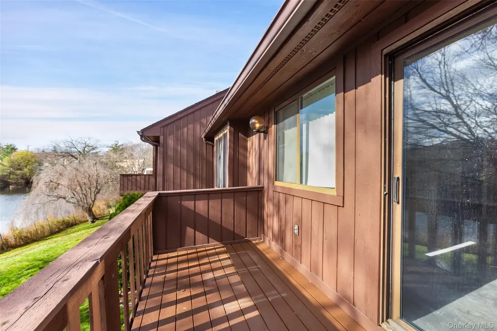 422 Panorama Drive Mohegan Lake NY 10547