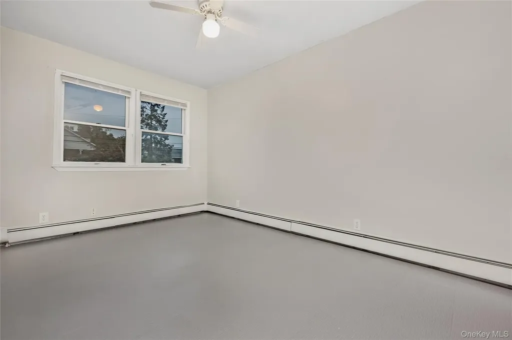 204 Bayside Avenue Oceanside NY 11572